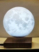 Lewitujący księżyc unoszący się lampka nocna magnetyczna indukcyjna