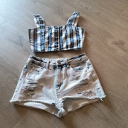 Krótki top jeansowy MONKI XS 
