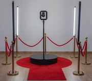 Fotobudka 360 - Gotowy biznes: platforma, słupki, lampy i rekwizyty