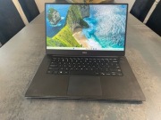 DELL XPS 15 9560