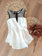 biała bluzka z baskinką z czarną siateczką 36S 38M elegancka koszulka