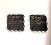 XC2C64A-7VQG44I - 2 sztuki