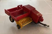 Stare New Holland Hay Baler 1978