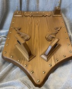 Wieszak na szable/ miecze/ broń białą.