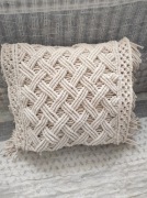 Poduszka makrama 40x40