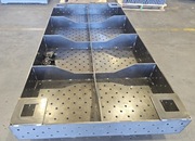 Stół spawalniczy 2400x1200 gr.10mm z nogami na kółkach