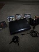 Playstation 3, 5 gier i ładowarka