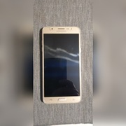 Samsung J7
