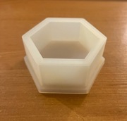 Forma silikonowa do odlewów z żywicy i gipsu 8x7x4,3 cm doniczkowa pudełko 