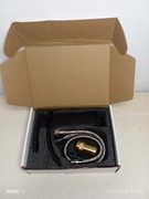 Nowoczesna czarna bateria umywalkowa z efektem wodospadu