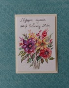 Kartka na rocznicę ślubu z ręcznie malowanymi kwiatami i z napisem.