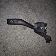 Przełącznik kierunkowskazów Skoda OE 1K0953513E