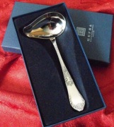 Hefra b.tanio.Czerpak do sosu.Wzór"romański"OXYDA