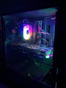 Komputer gamingowy do gier rgb