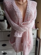 Ręcznie robiony kardigan blady róż 50 120cm Drops kid silk hand made