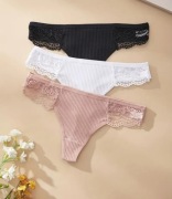 NOWE stringi (3 sztuki), rozmiar S