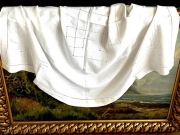 BIAŁY,MEREŻKOWANY,z monogramem ,len,ręczna praca.120x126cm.