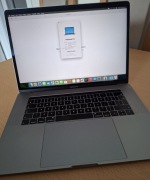 MacBook Pro 15,6” 2019 A1990 i7 / 32 GB RAM – uszkodzony Touch Bar