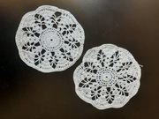 Misternie wykonane 2 serwety (zestaw) 12cm szydełko z czasów PRL-u.