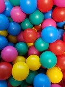 Piłeczki suchego basenu kulki plastikowe 300 sztuk