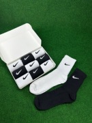 Nike Wysokie Białe Czarne Skarpety 34-38 (9 par) 