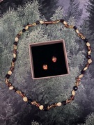 Zestaw naturalnego bursztynu naszyjnik 57 cm + kolczyki kaboszony