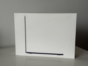 Apple MacBook Air z M4 10 core CPU 10 GPU 16GB 512GB Nowy DE