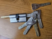 Wkładka bębenkowa DIERRE New Power 30/30 | Komplet 5 kluczy | Super Stan