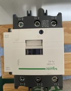 Stycznik mocy LC1D80P7