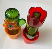 Zestaw solniczka i pieprzniczka - nowe, wesołe, kolorowe.