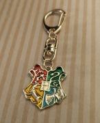 Brelok Hogwart Harry Potter – świetny prezent dla potteromaniaków.