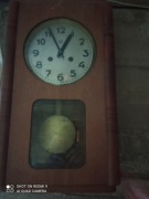 Zegar wiszący nakrecany na kluczyk