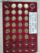 5zł 23 monet, Ratusz w Brzegu w kapslu na palecie mennicze 