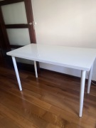 Biurko Ikea Linnmon w komplecie z nogami Olov