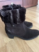 Botki koloru brązowego