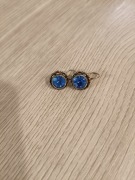 Ładne stare kolczyki 