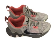 Buty Nike Giannis Immortality 2 Basketball  sportowe 42,5