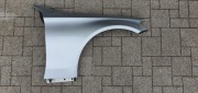 Błotnik prawy Mercedes W205 A2058810201 Stan IDEALNY