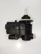 Silniczek lampy peugeot 208, 2018. Nr części 90005925.