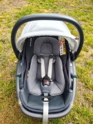 Fotelik obrotowy Maxi Cosi Coral 360 - Ultralekki z adapterami do wózka