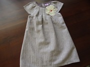 F&F sukienka sukieneczka tweedowa kwiatek 3D 98