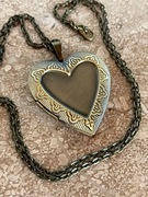 Naszyjnik retro otwierane serce z łańcuszkiem