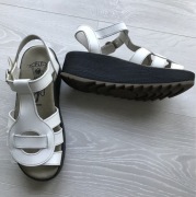 Fly London sandały skórzane 37 nowe