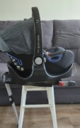 Britax Römer Baby-Safe² i-Size + Flex Base i-Size