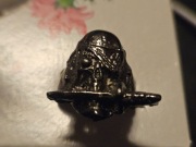 Pierścionek czarna magia 