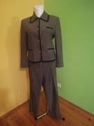 Stylowy komplet marynarka plus spodnie