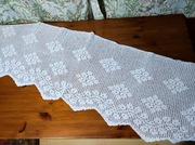 Szydełkowy lambrekin 140x47