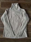 Sweter z golfem 