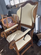 Uszatek fotel drewniany 