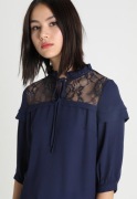 FASHION UNION bluzka z koronką 36